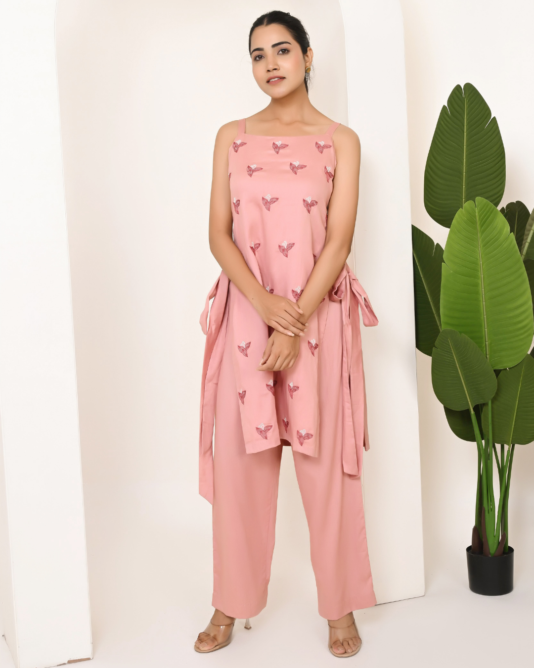 Floral Work Side Slit Kurta Set